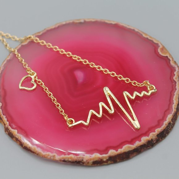 Jewelry - Love heart heartbeat necklace gold tone